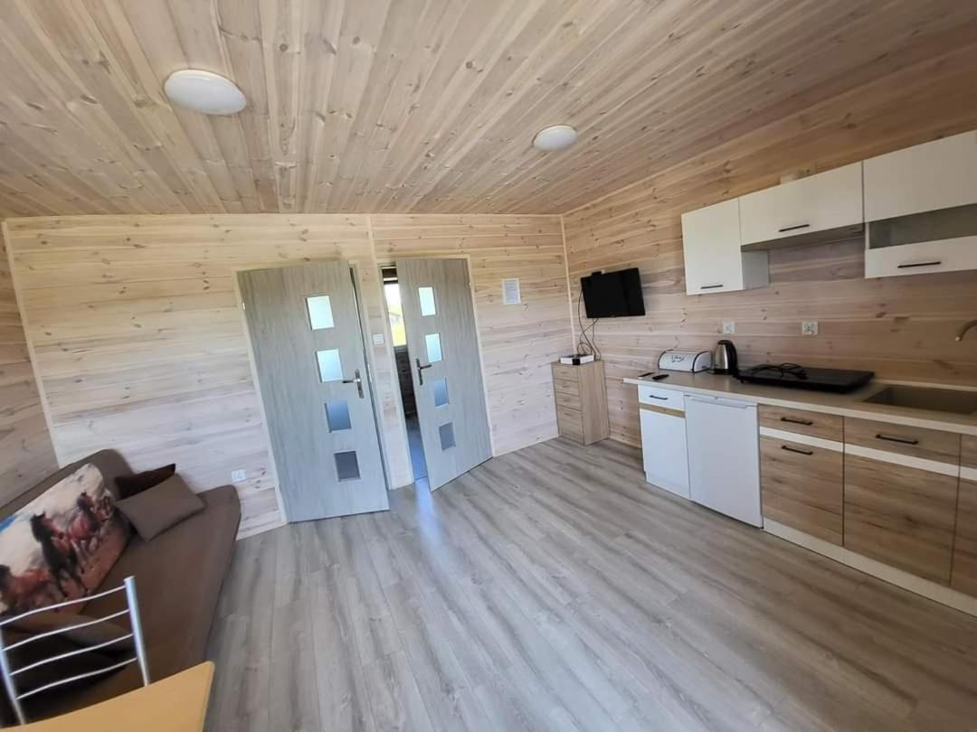 Bajkowe Chatki Rusinowo  Exterior foto