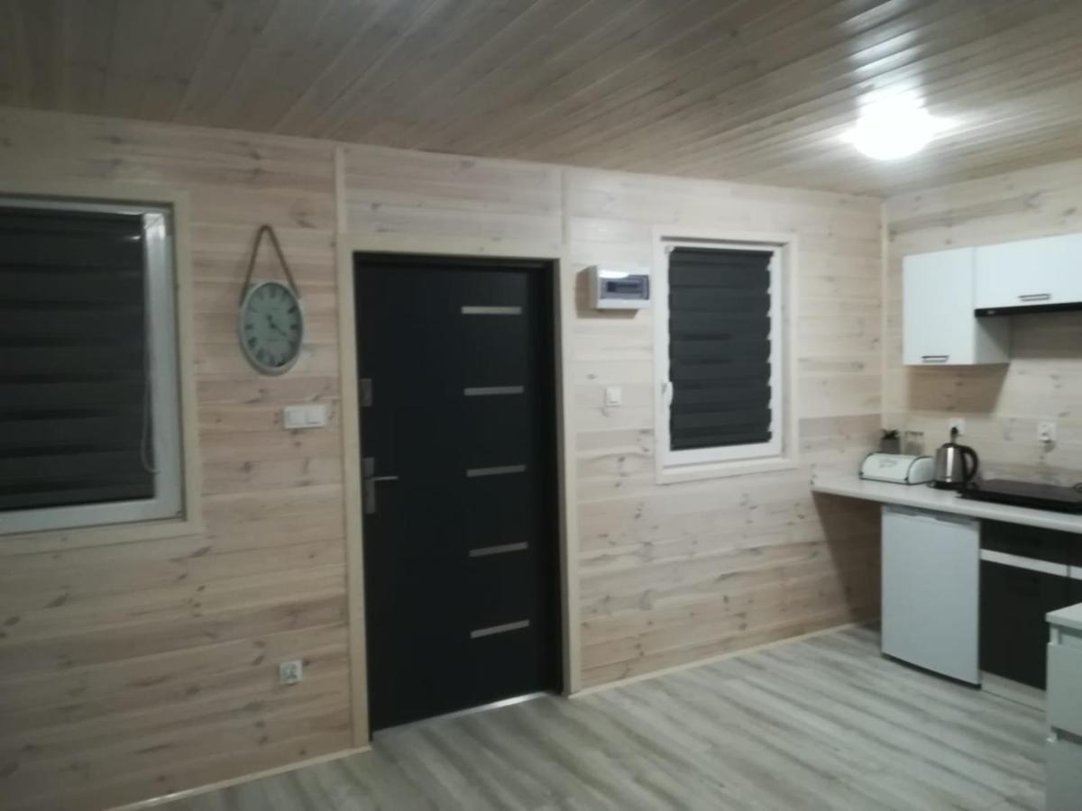 Bajkowe Chatki Rusinowo  Exterior foto